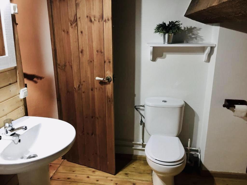 El Piornal Guest House Navarredonda de Gredos Ngoại thất bức ảnh